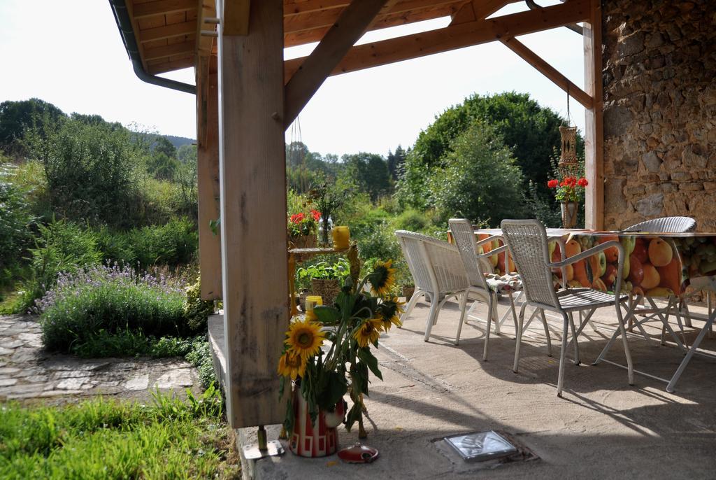 Le Vertige Bed & Breakfast Échandelys Exterior foto